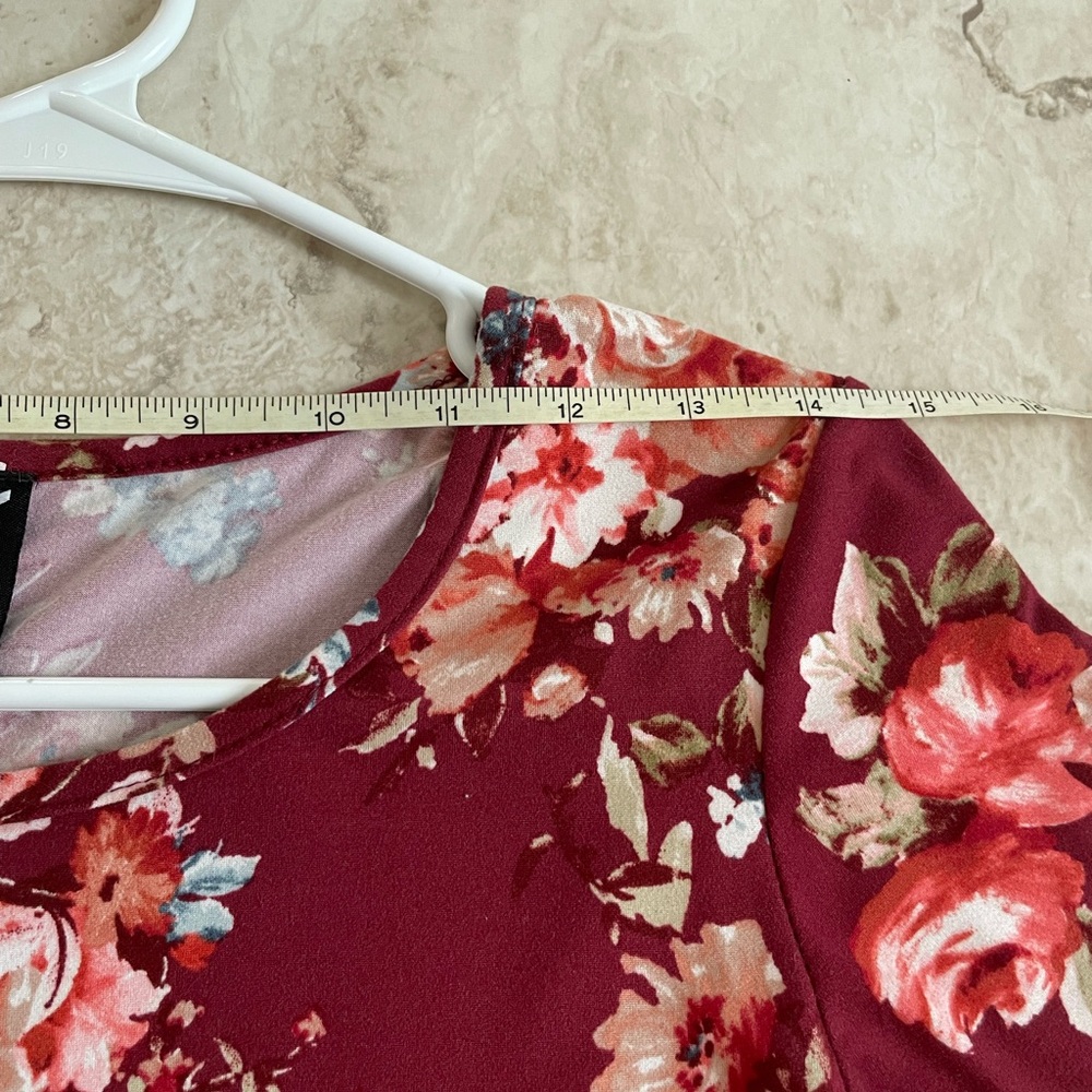 6/$20 Sweet TMG New York Dress, Soft Red Floral Design, Feminine, Vintage Vibe - Picture 7 of 9